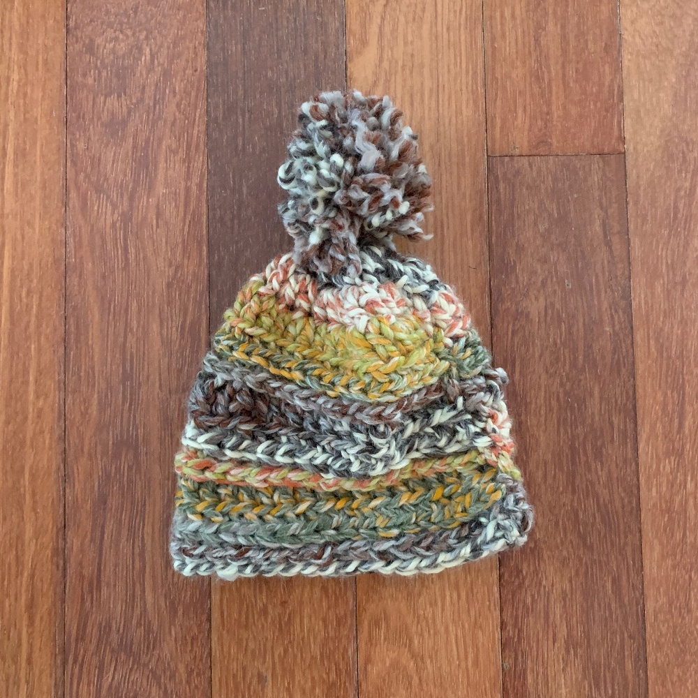 Womens Hand Knit Crochet Beanie Winter Hat Pom Pom Multi Color